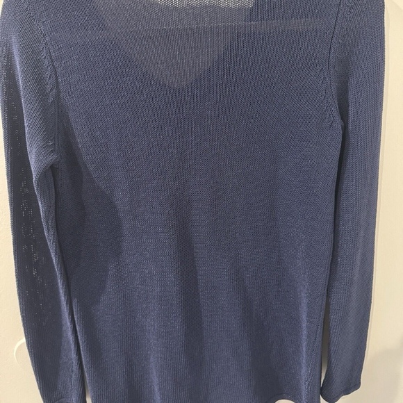 J. McLaughlin Women's Long Sleeve V Neck Knit Navy Blue Blouse Shirt Size Small - Picture 2 of 7